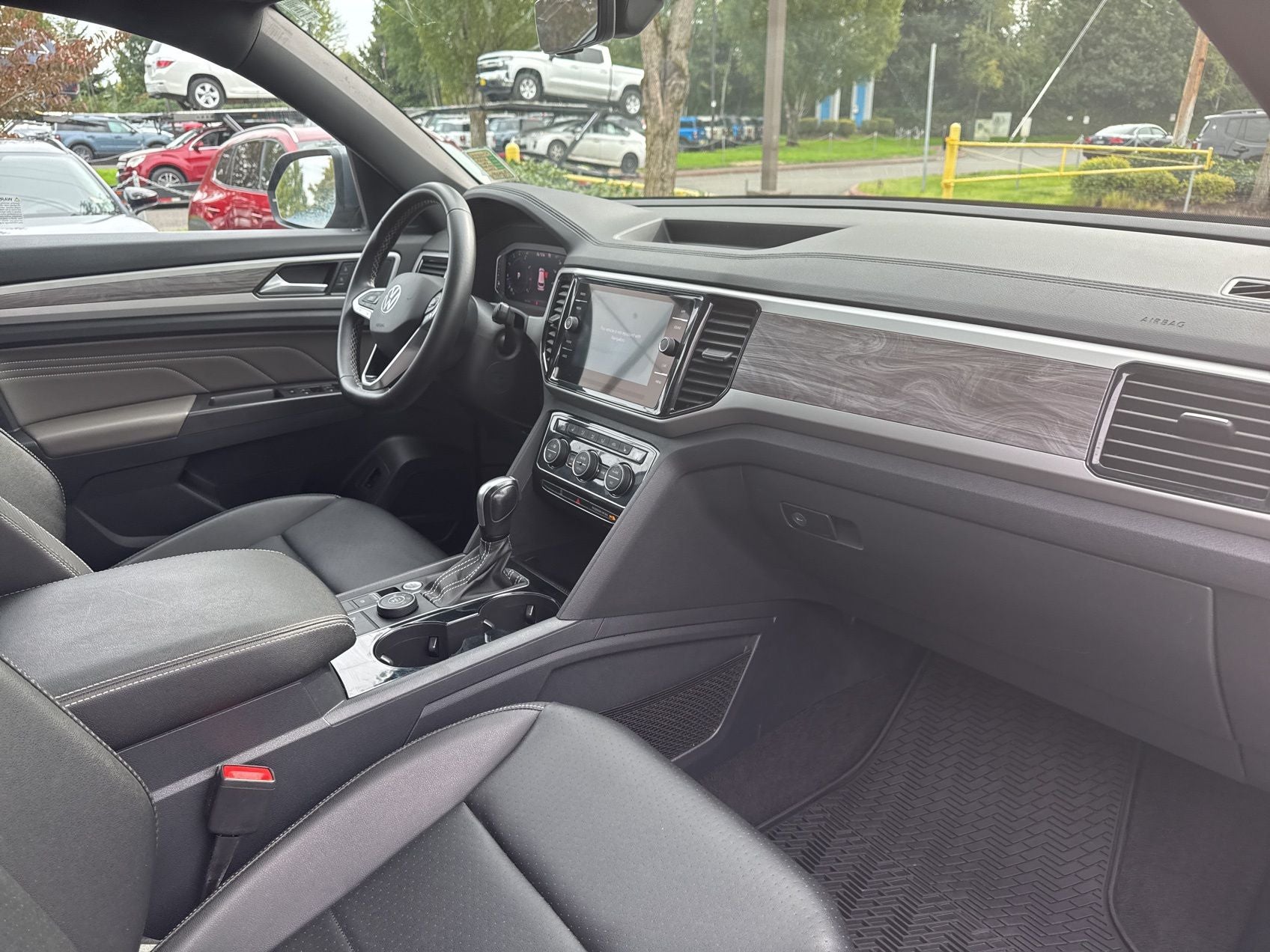 2023 Volkswagen Atlas Cross Sport 3.6L V6 SE w/Technology