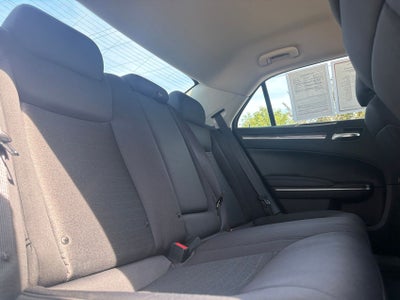 2021 Chrysler 300 Touring