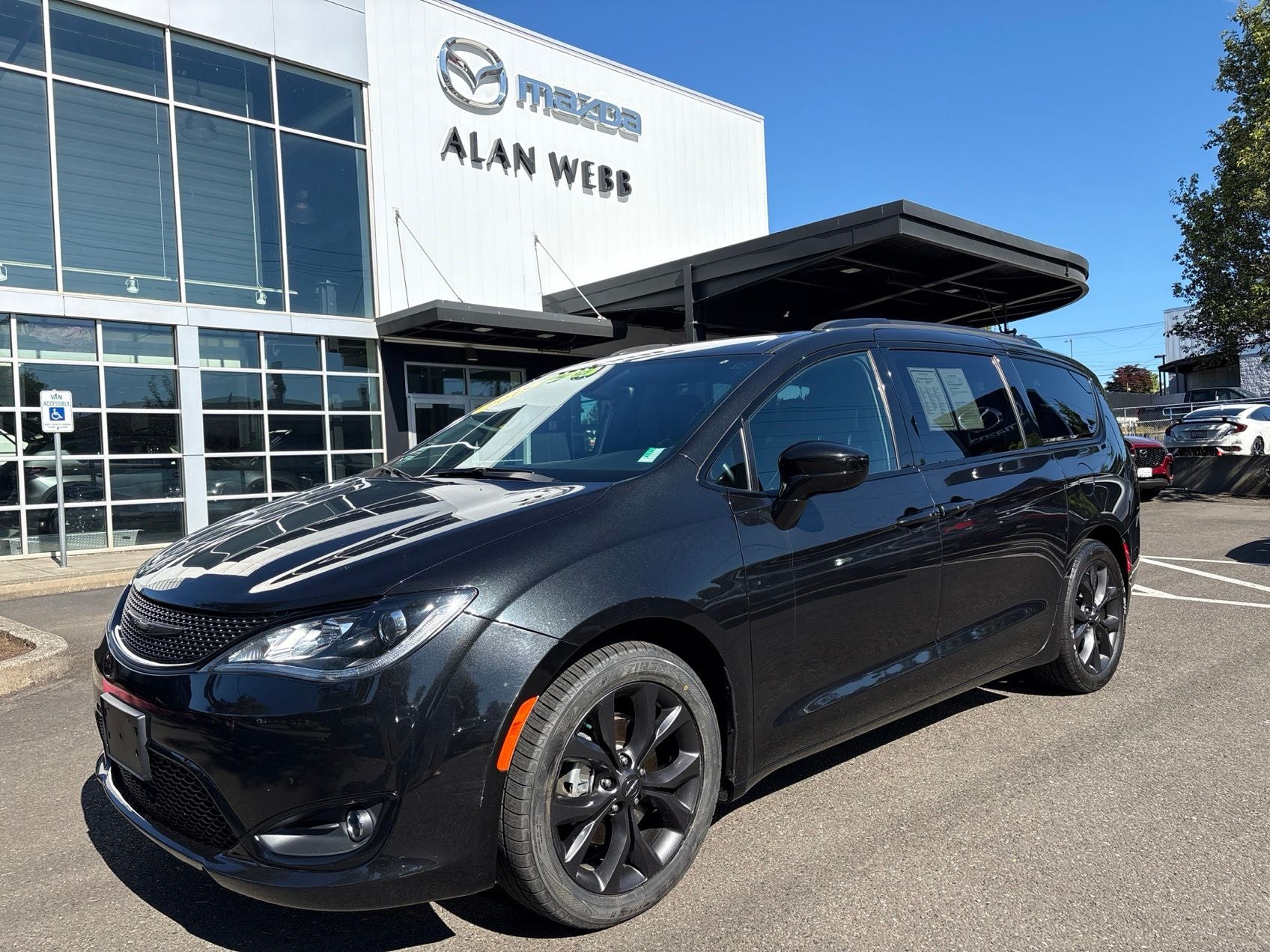 2018 Chrysler Pacifica Touring L