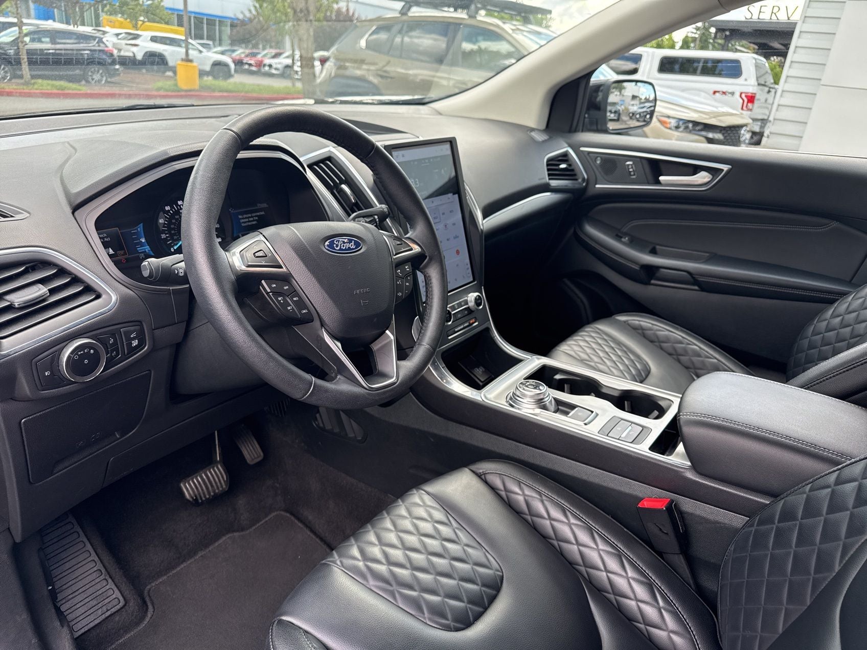 2024 Ford Edge Titanium