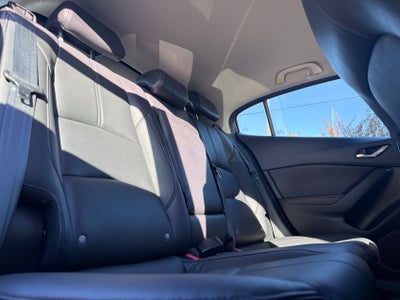 2018 Mazda Mazda3 Touring