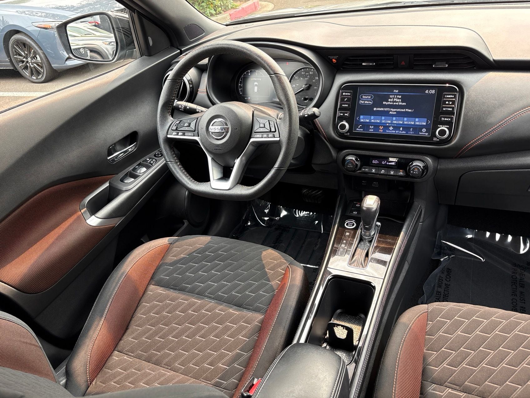 2021 Nissan Kicks SR