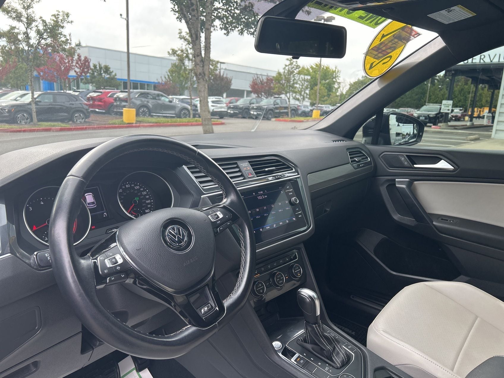 2021 Volkswagen Tiguan 2.0T SE R-Line Black