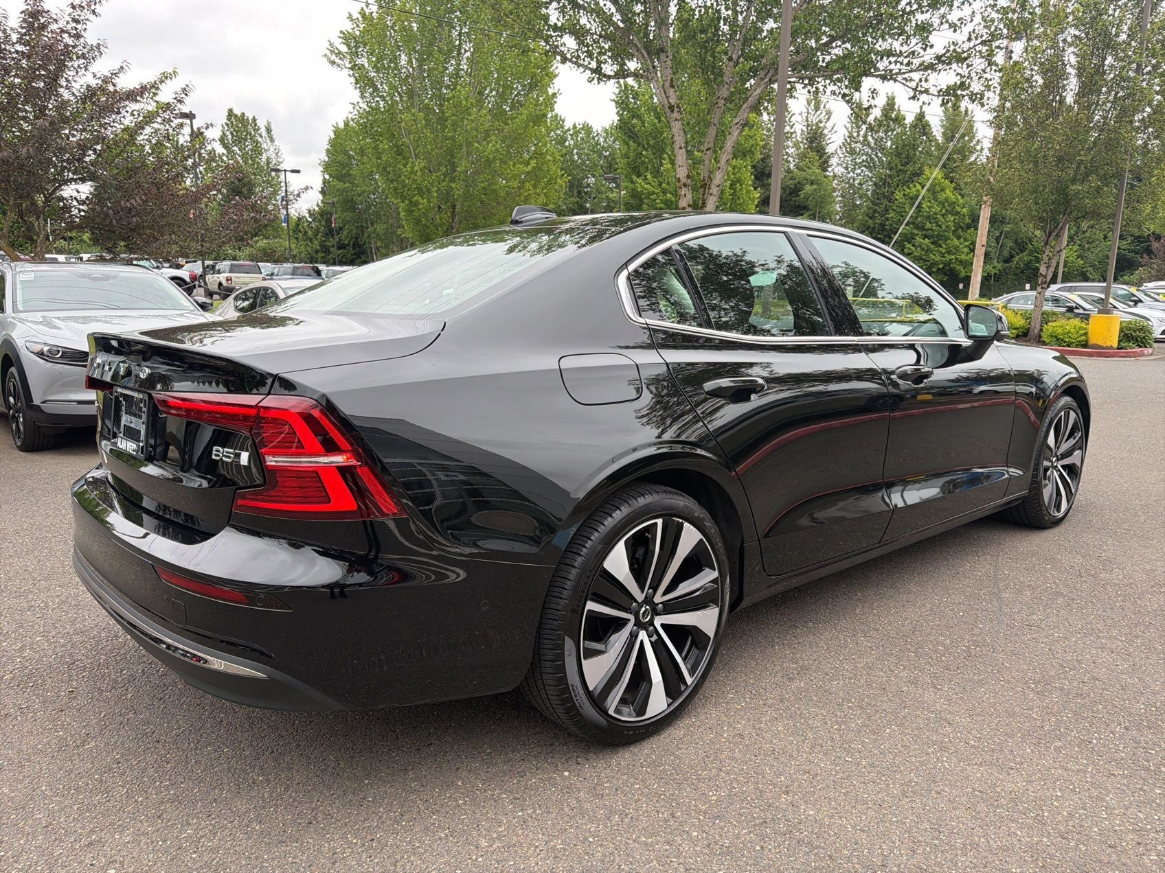 2023 Volvo S60 Ultimate