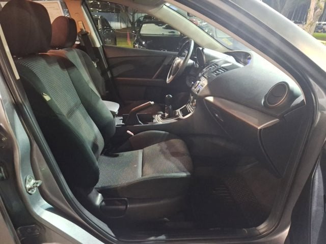 2013 Mazda Mazda3 i Touring