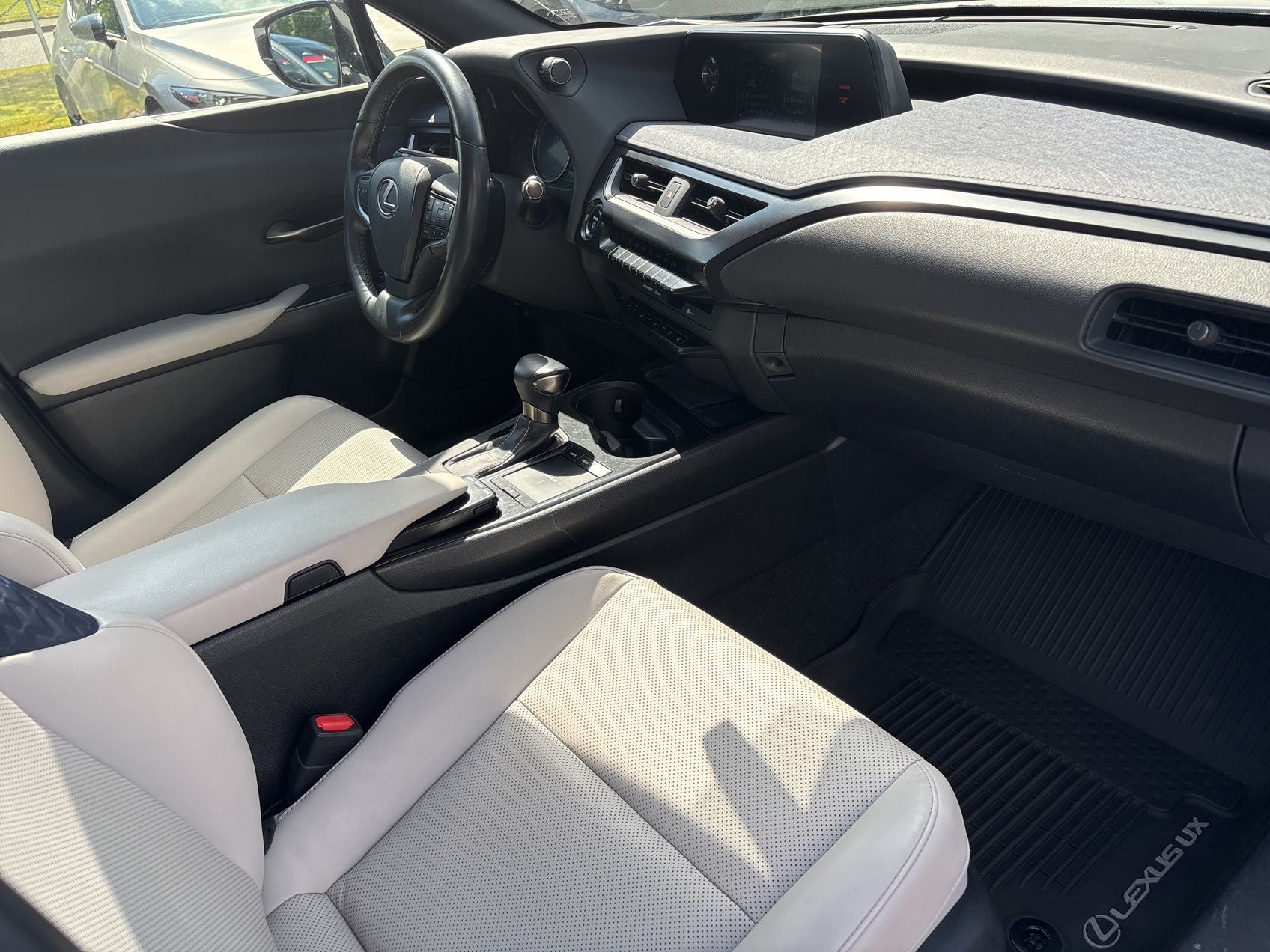 2019 Lexus UX 250h Base