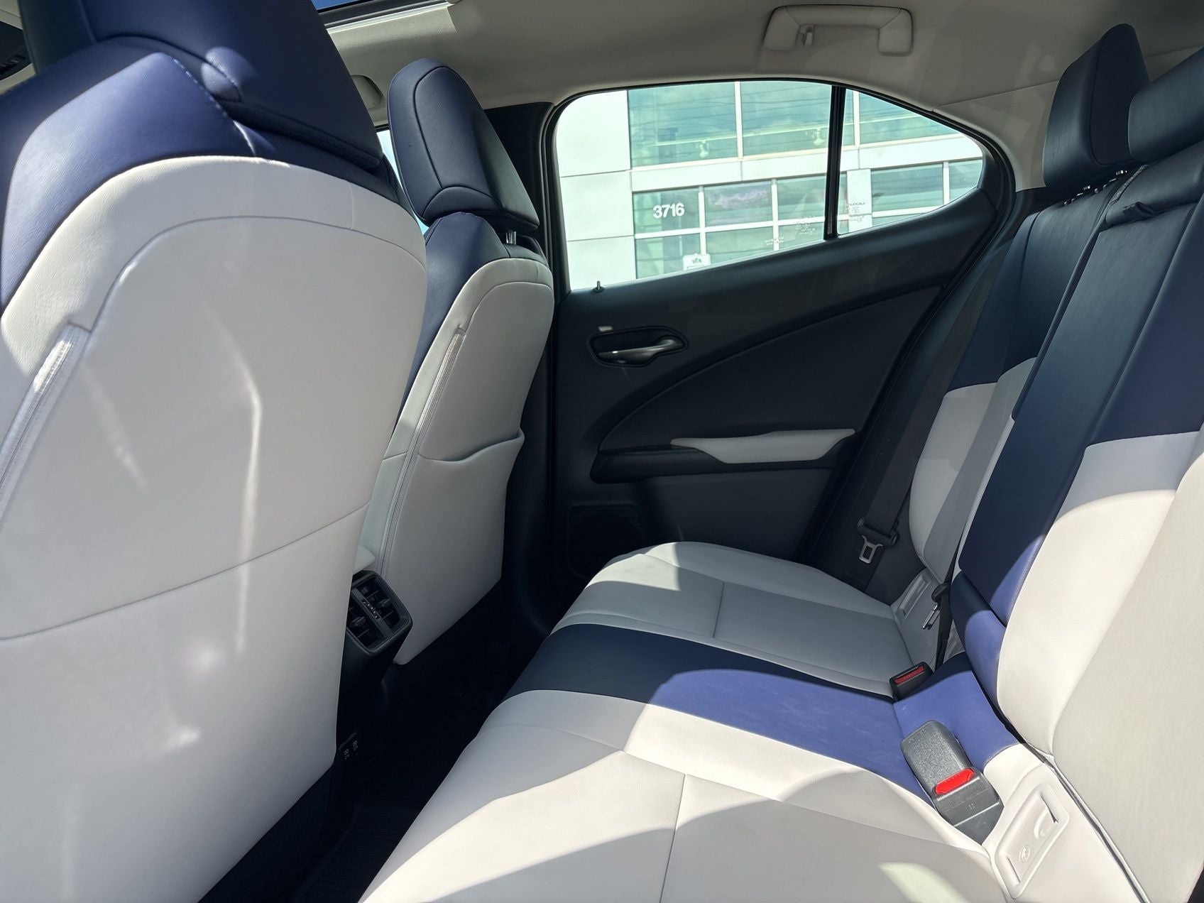2019 Lexus UX 250h Base
