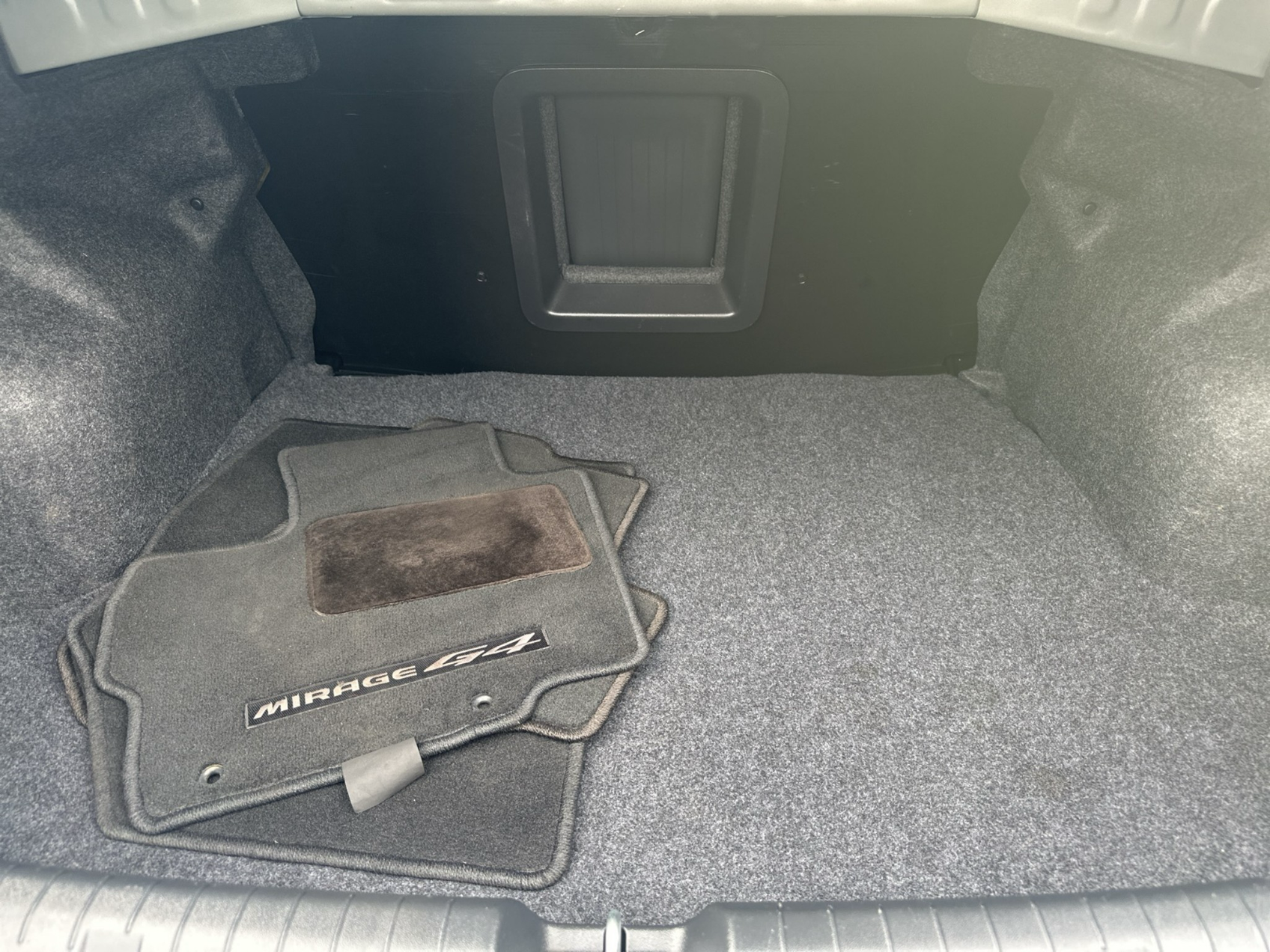 2024 Mitsubishi Mirage G4 ES