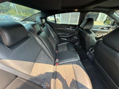 2021 Nissan Maxima SR