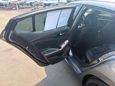 2021 Nissan Maxima SR