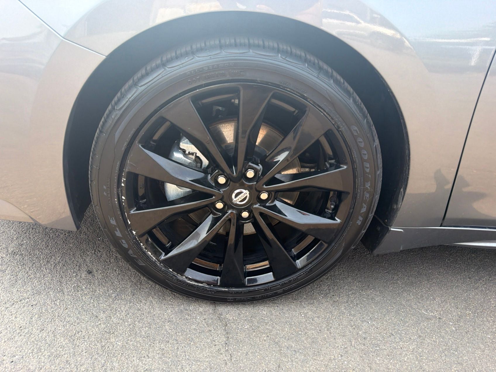 2021 Nissan Maxima SR