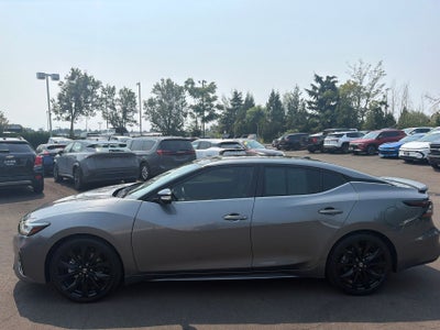 2021 Nissan Maxima SR