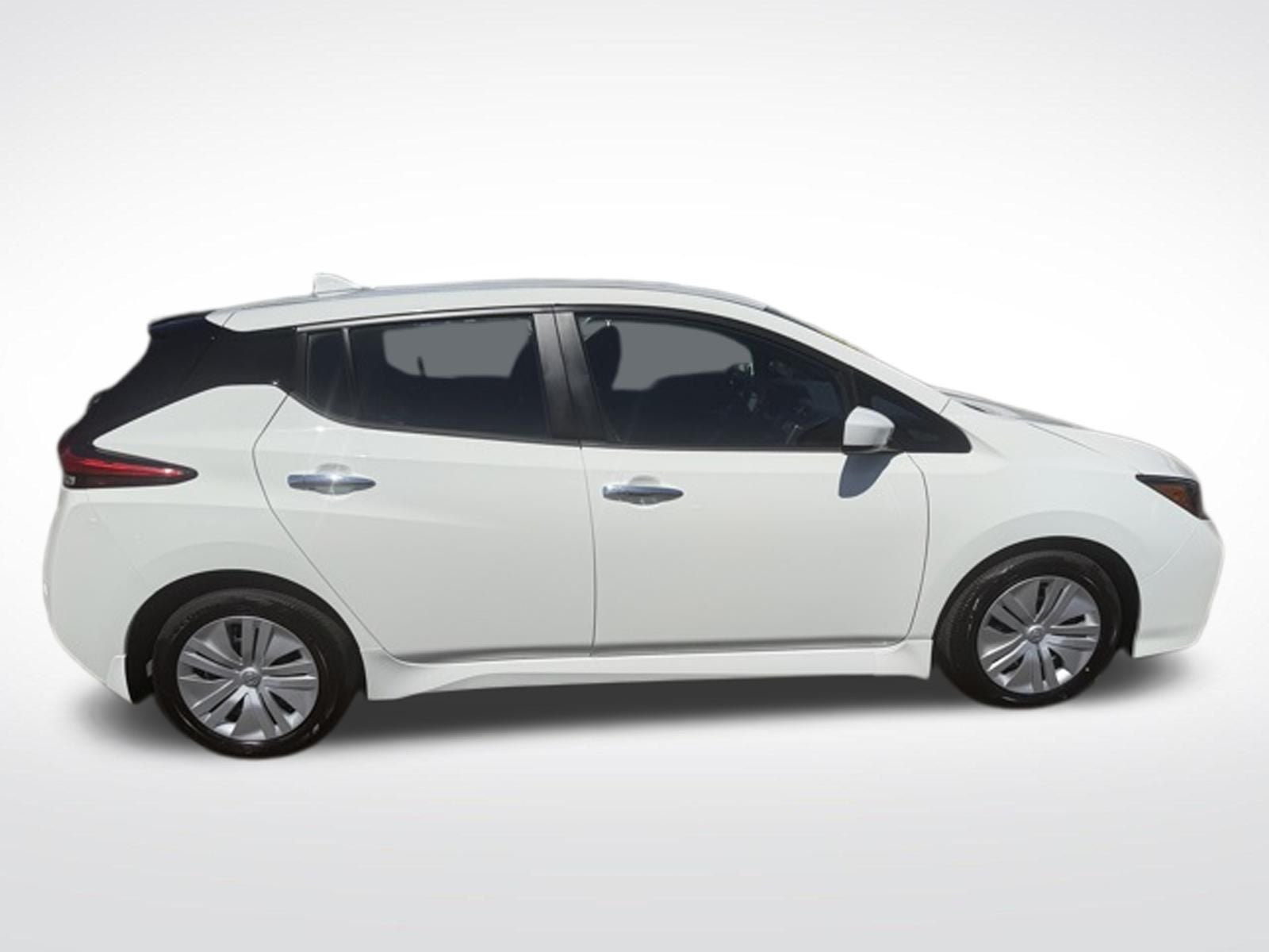 2023 Nissan Leaf S
