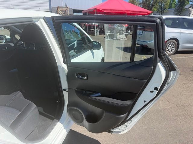 2023 Nissan Leaf S