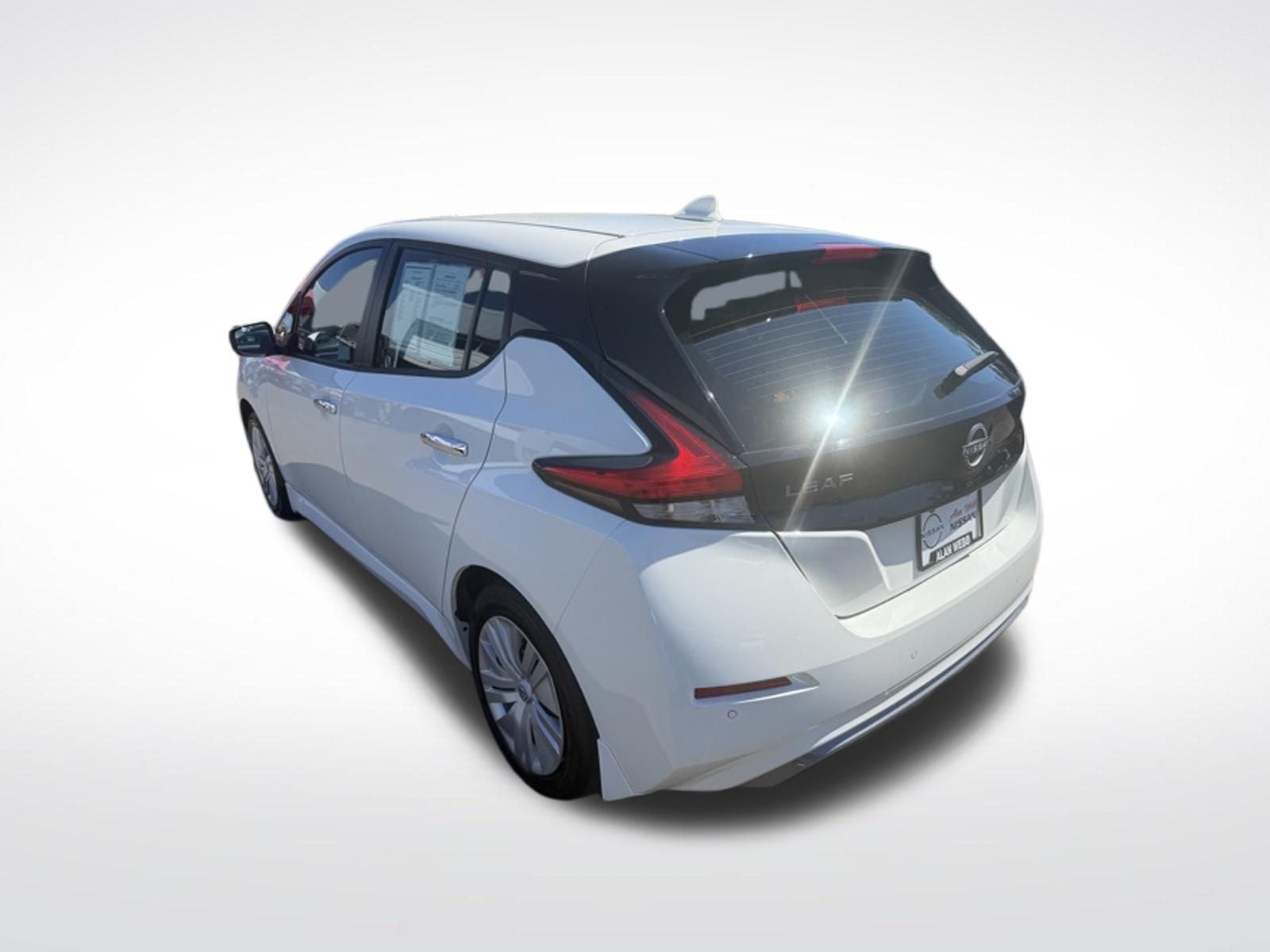 2023 Nissan Leaf S