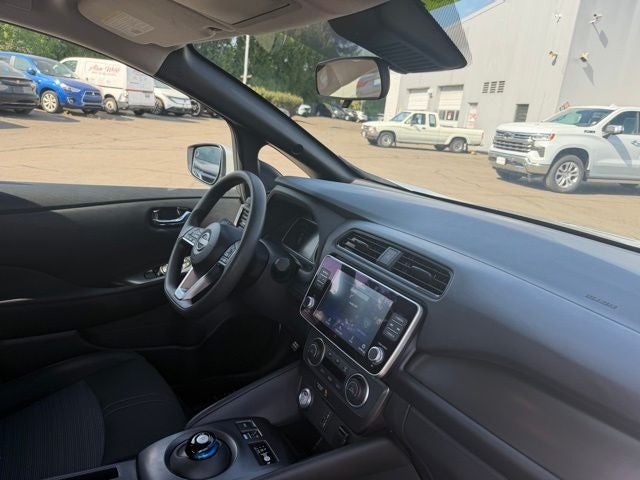 2023 Nissan Leaf S