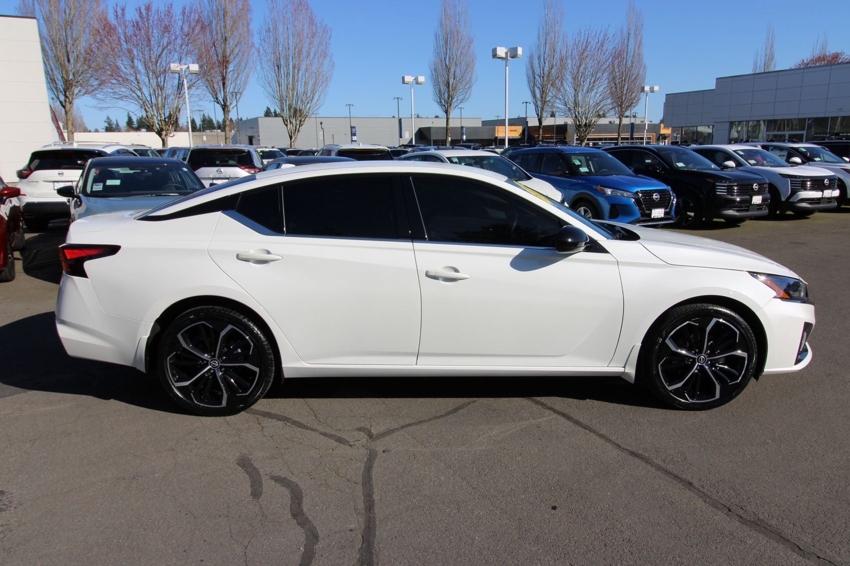 2024 Nissan Altima 2.5 SR