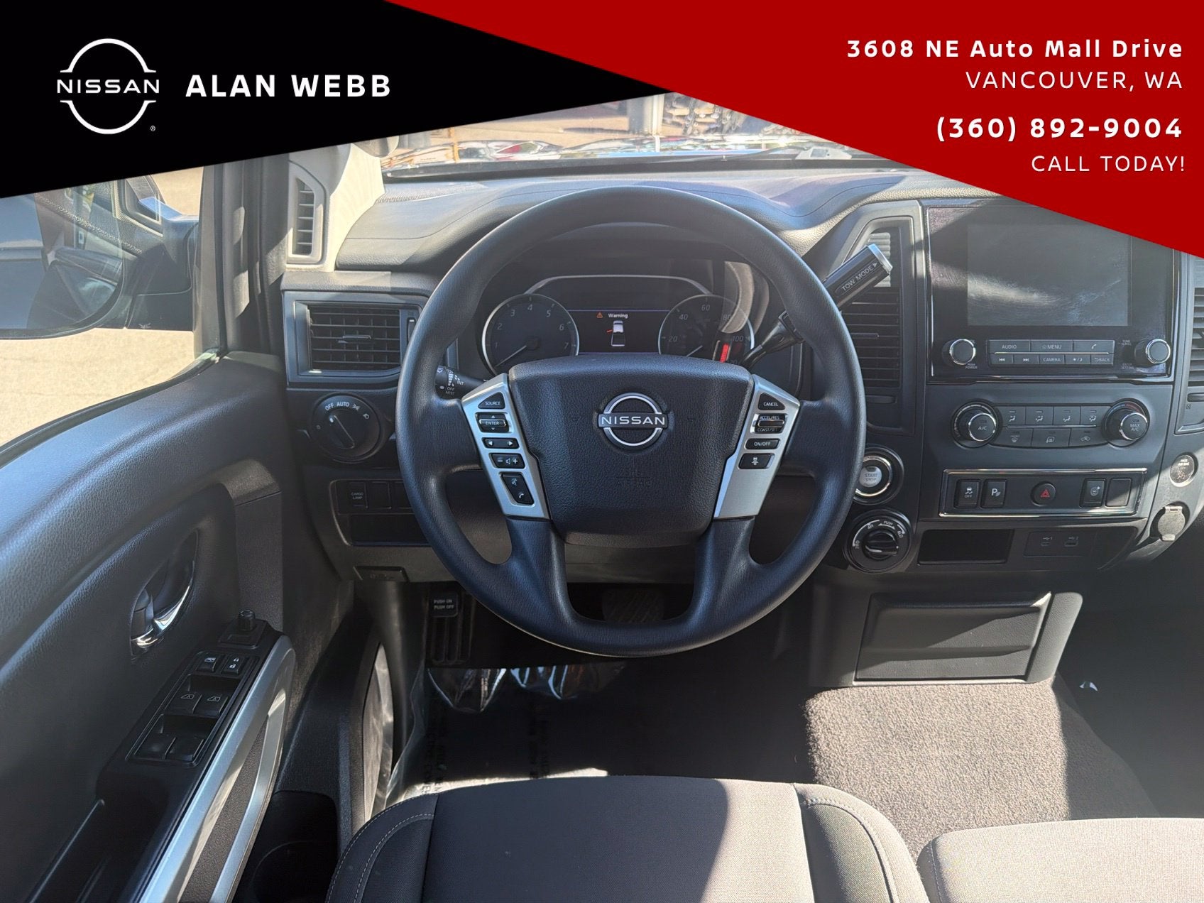2023 Nissan Titan SV
