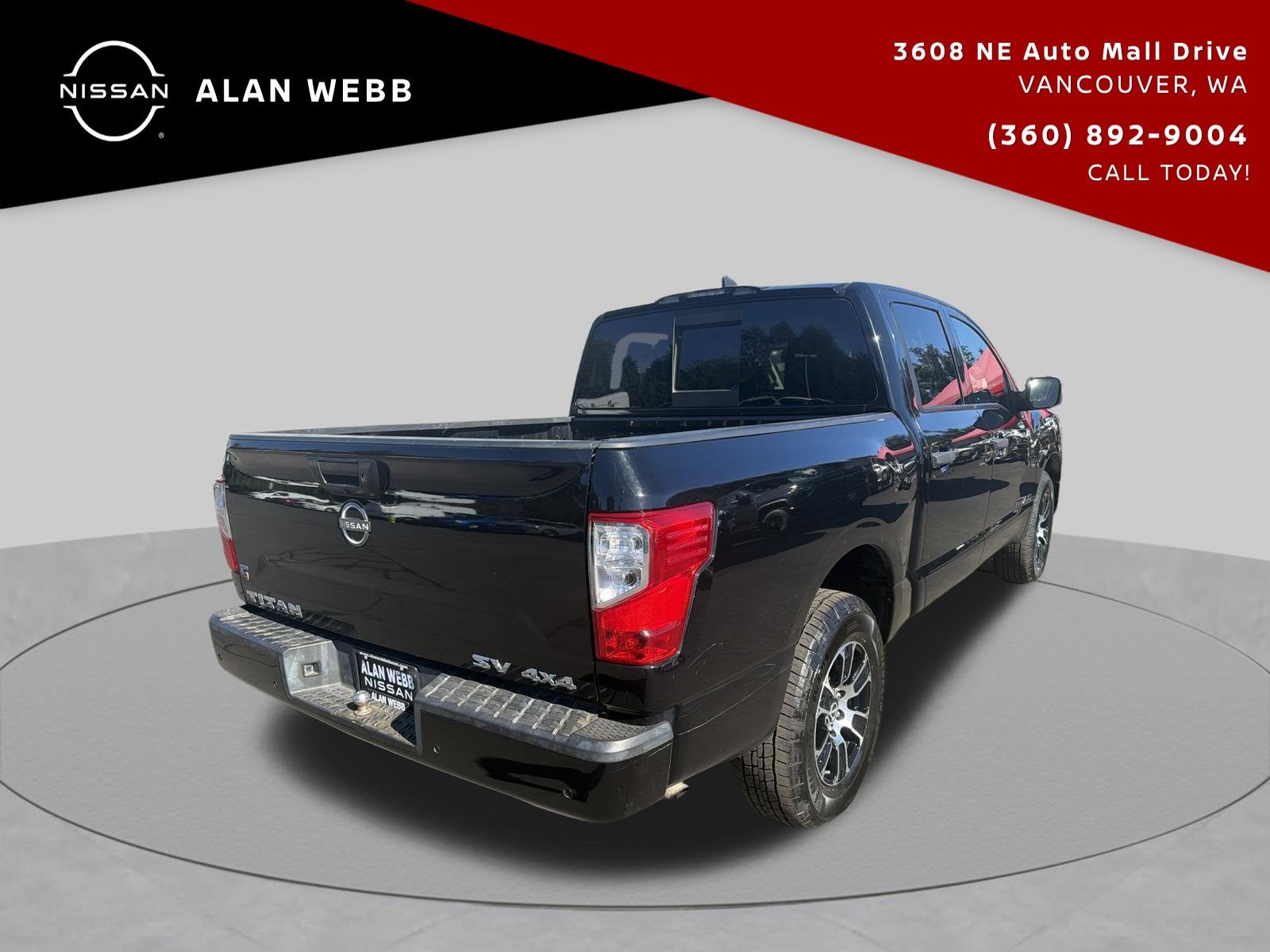 2023 Nissan Titan SV