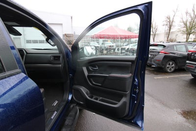 2024 Nissan Titan PRO-4X