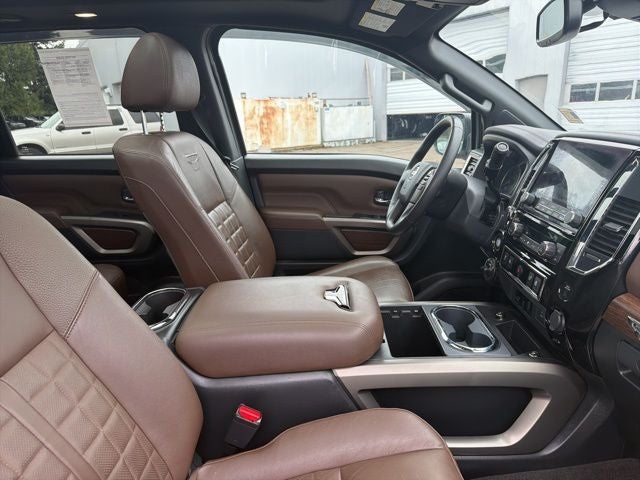 2022 Nissan Titan Platinum Reserve