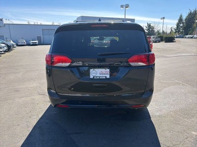 2019 Chrysler Pacifica Touring L Plus