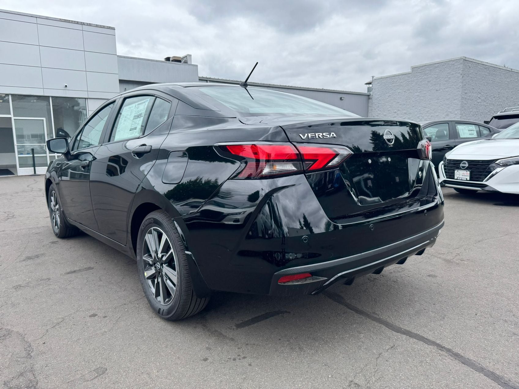 2025 Nissan Versa 1.6 S