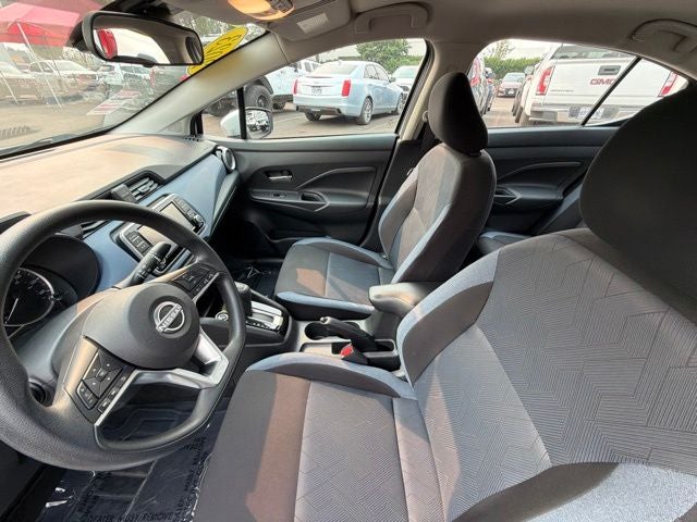 2023 Nissan Versa 1.6 SV