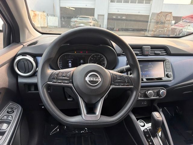 2023 Nissan Versa 1.6 SV