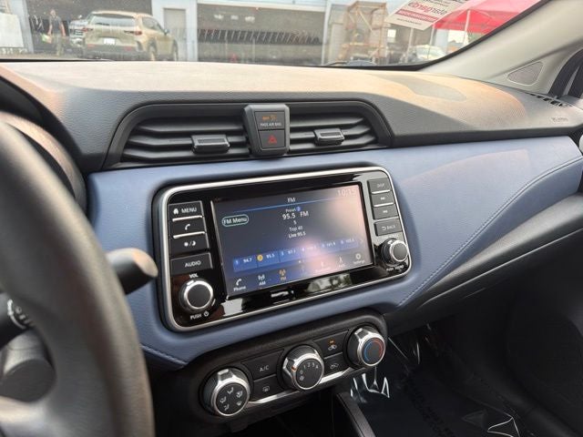 2023 Nissan Versa 1.6 SV