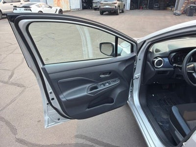 2023 Nissan Versa 1.6 SV