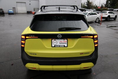 2025 Nissan Kicks SR