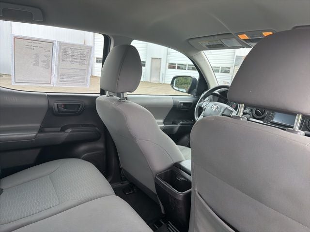 2016 Toyota Tacoma SR V6