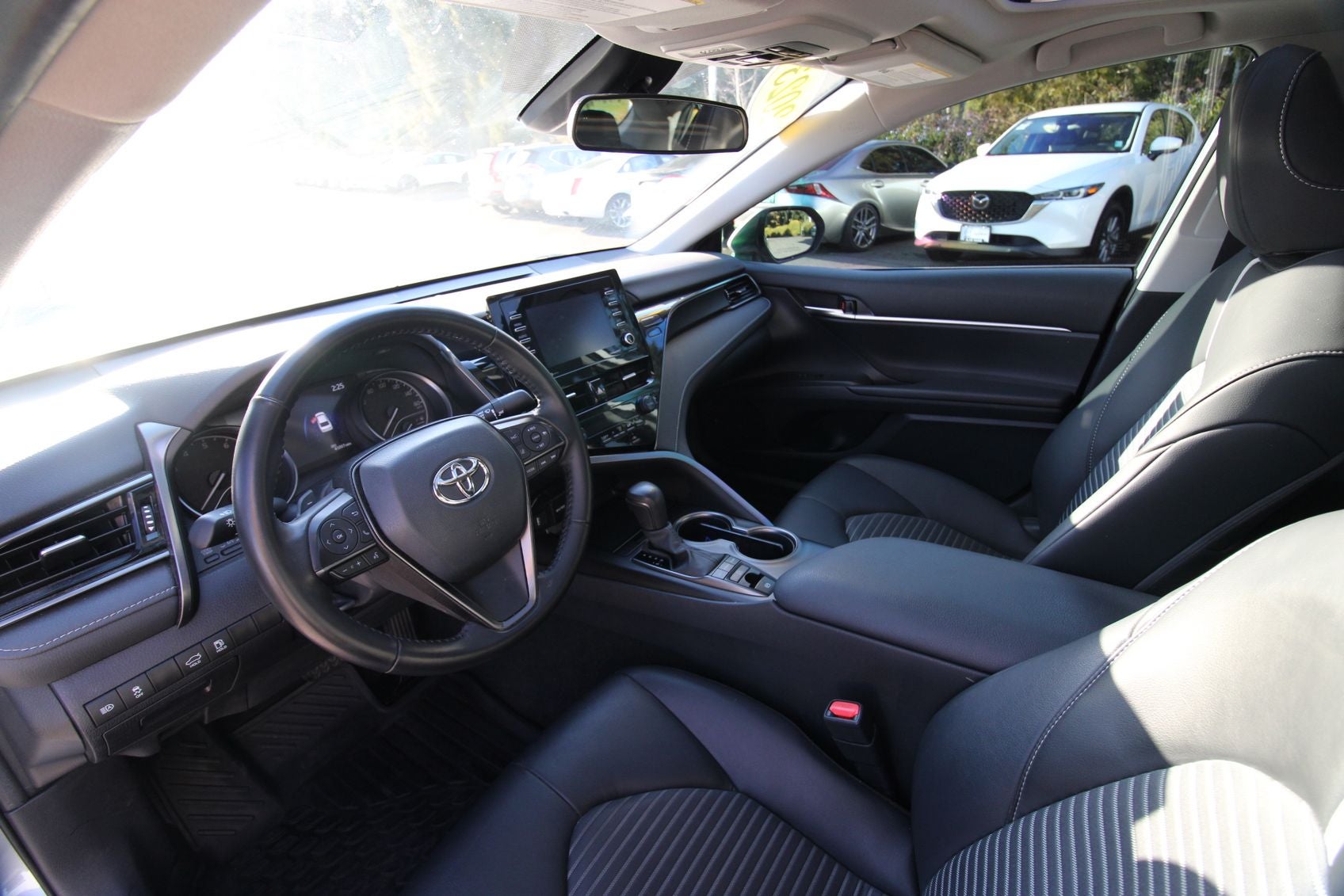 2023 Toyota Camry SE AWD