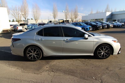 2023 Toyota Camry SE AWD