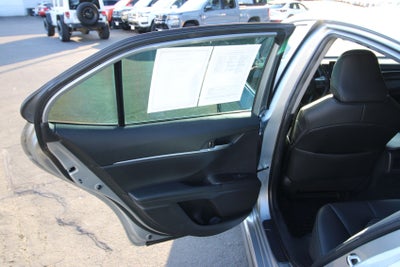 2023 Toyota Camry SE AWD