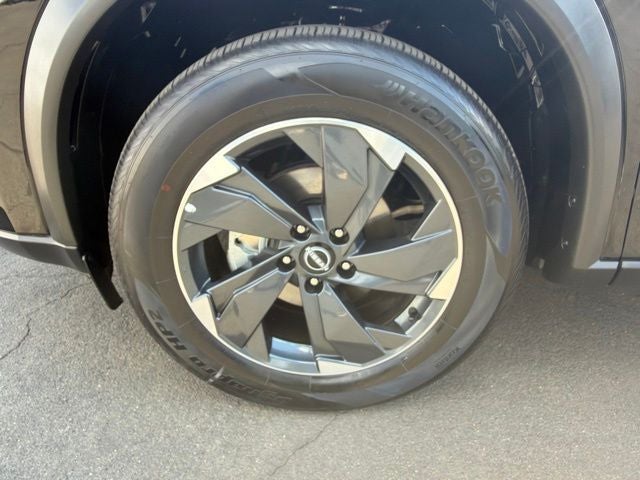 2024 Nissan Rogue SV CERTIFIED