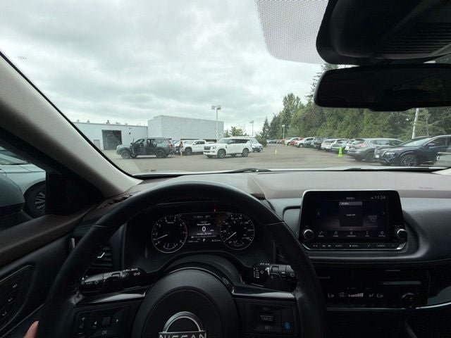 2022 Nissan Rogue SL