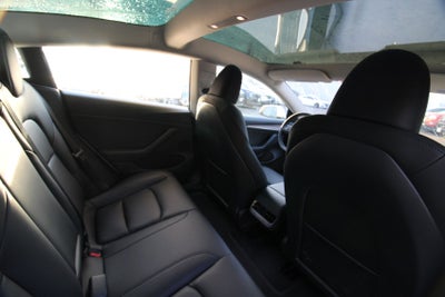 2023 Tesla Model 3 Performance