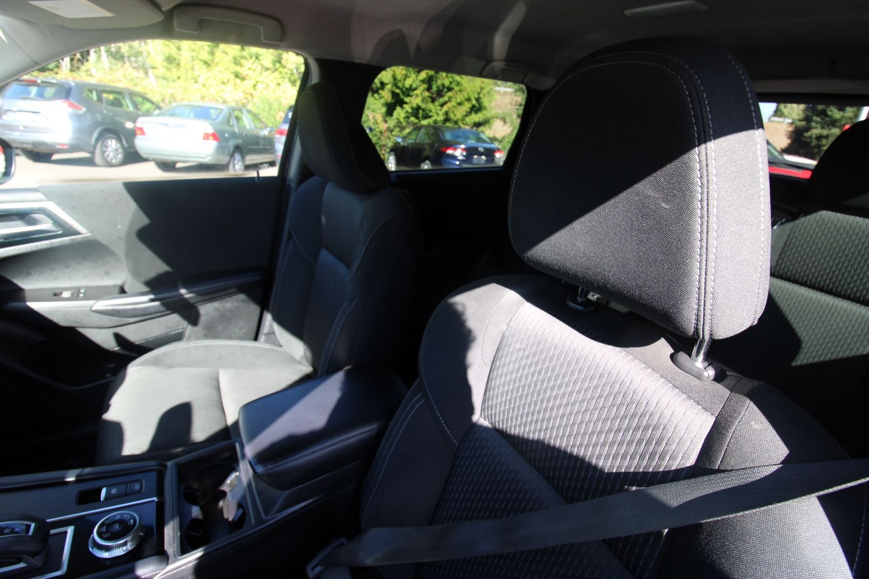 2022 Mitsubishi Outlander ES