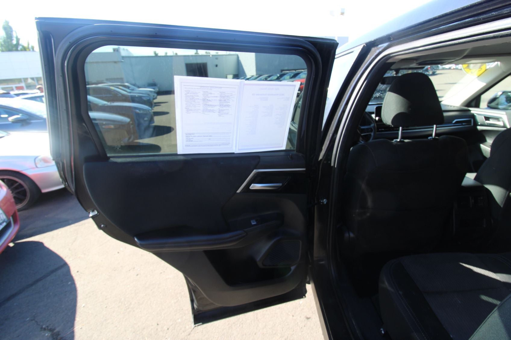 2022 Mitsubishi Outlander ES