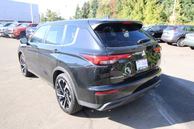 2022 Mitsubishi Outlander ES