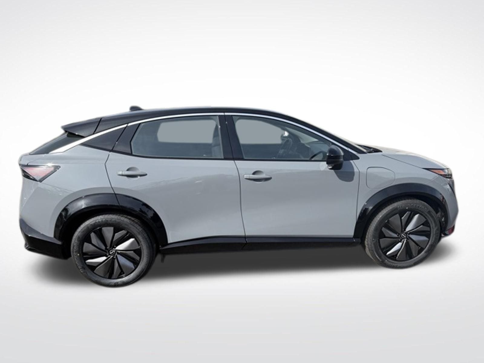 2023 Nissan Ariya VENTURE+