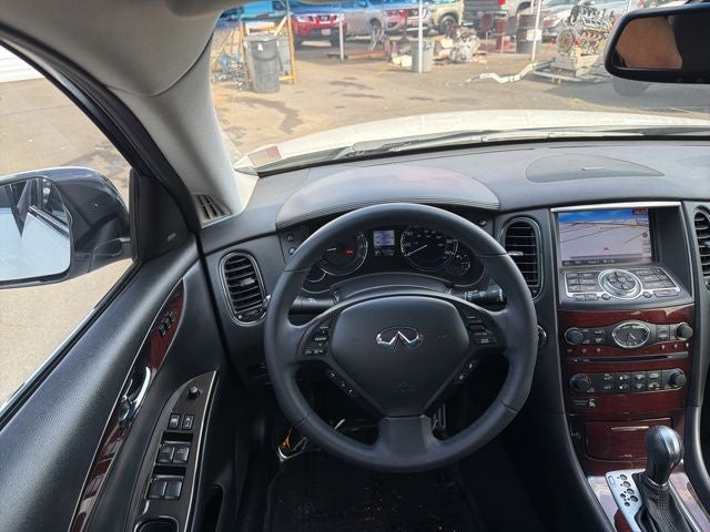 2017 INFINITI QX50 Base
