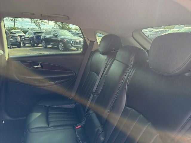 2017 INFINITI QX50 Base