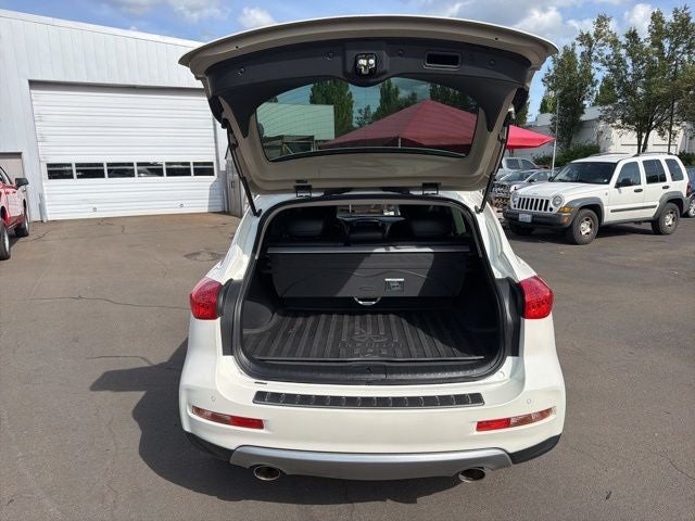 2017 INFINITI QX50 Base