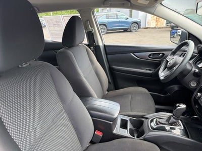 2022 Nissan Rogue Sport S