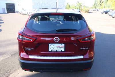 2022 Nissan Rogue Sport SV