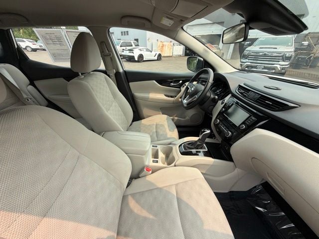2020 Nissan Rogue Sport SV
