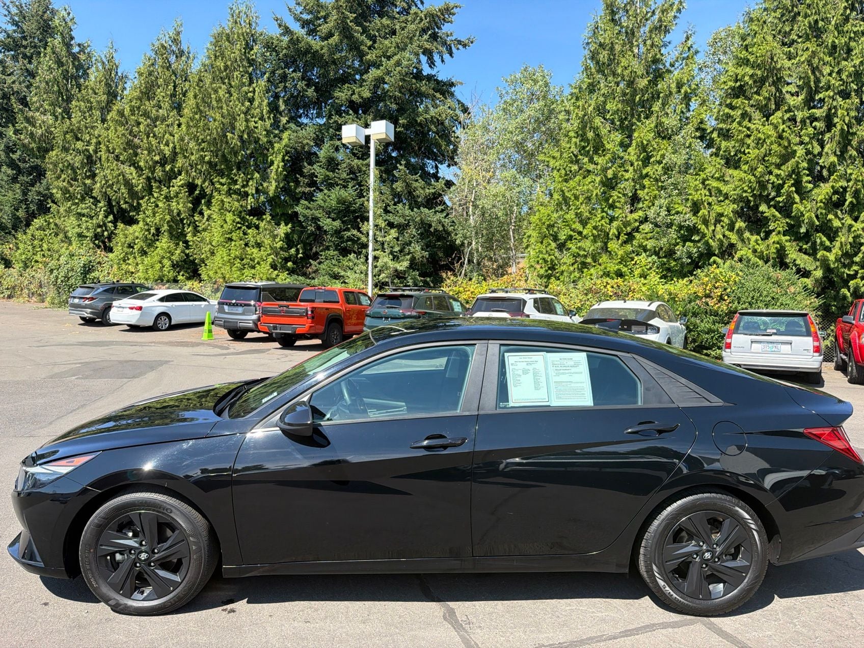 2023 Hyundai Elantra Hybrid Blue
